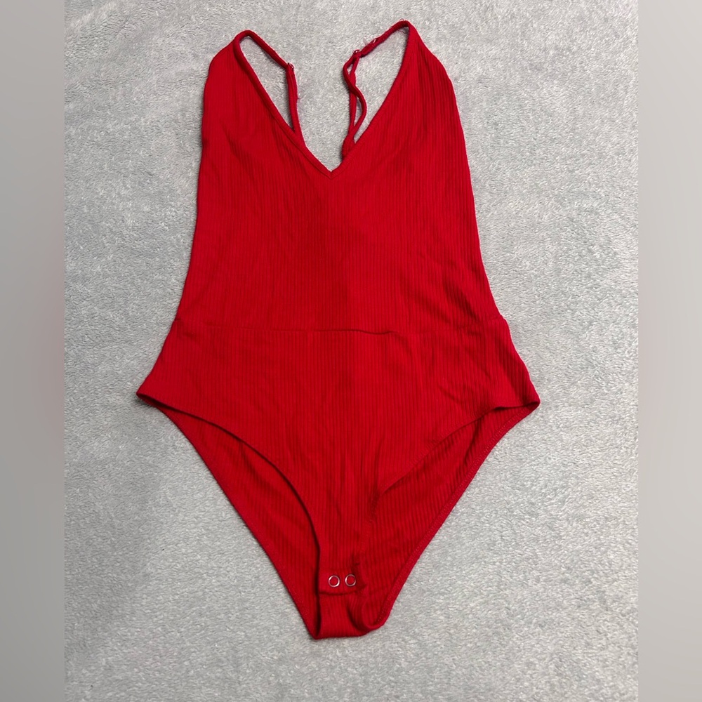RED V NECK CROSS BACK SNAP BODYSUIT